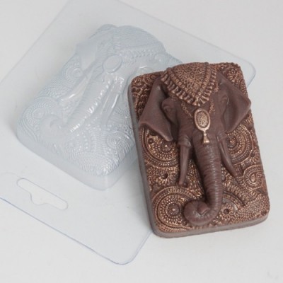 plastikovaya-forma-slon-indijskij